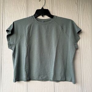 SKIMS New Vintage Crop Raglan T-Shirt